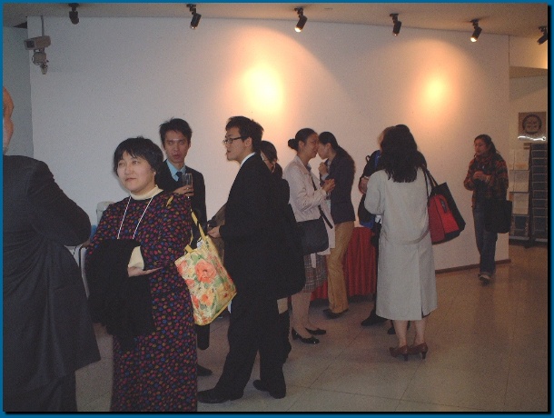 602x451 pixels (104K)